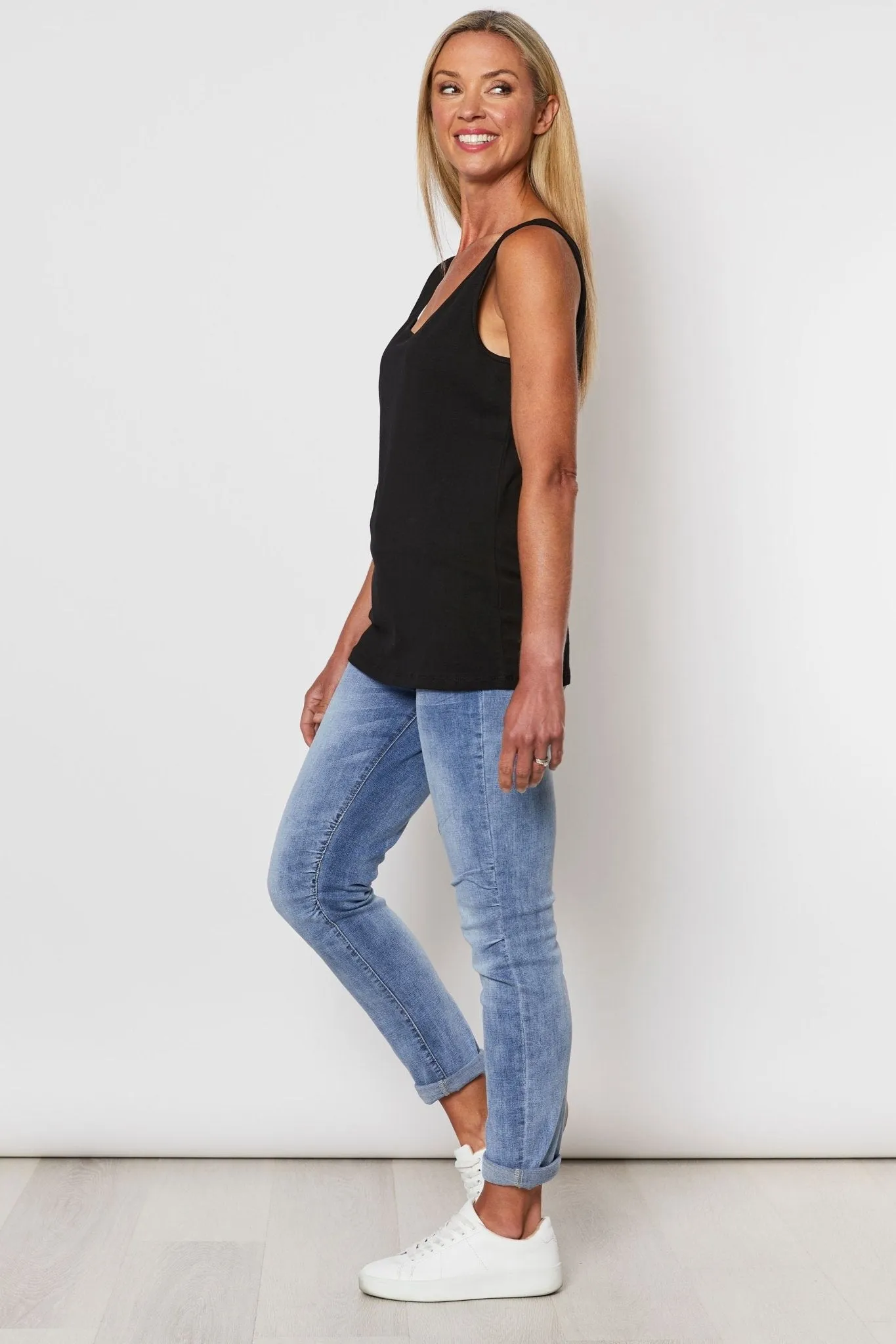 BASIC CAMI - 37910