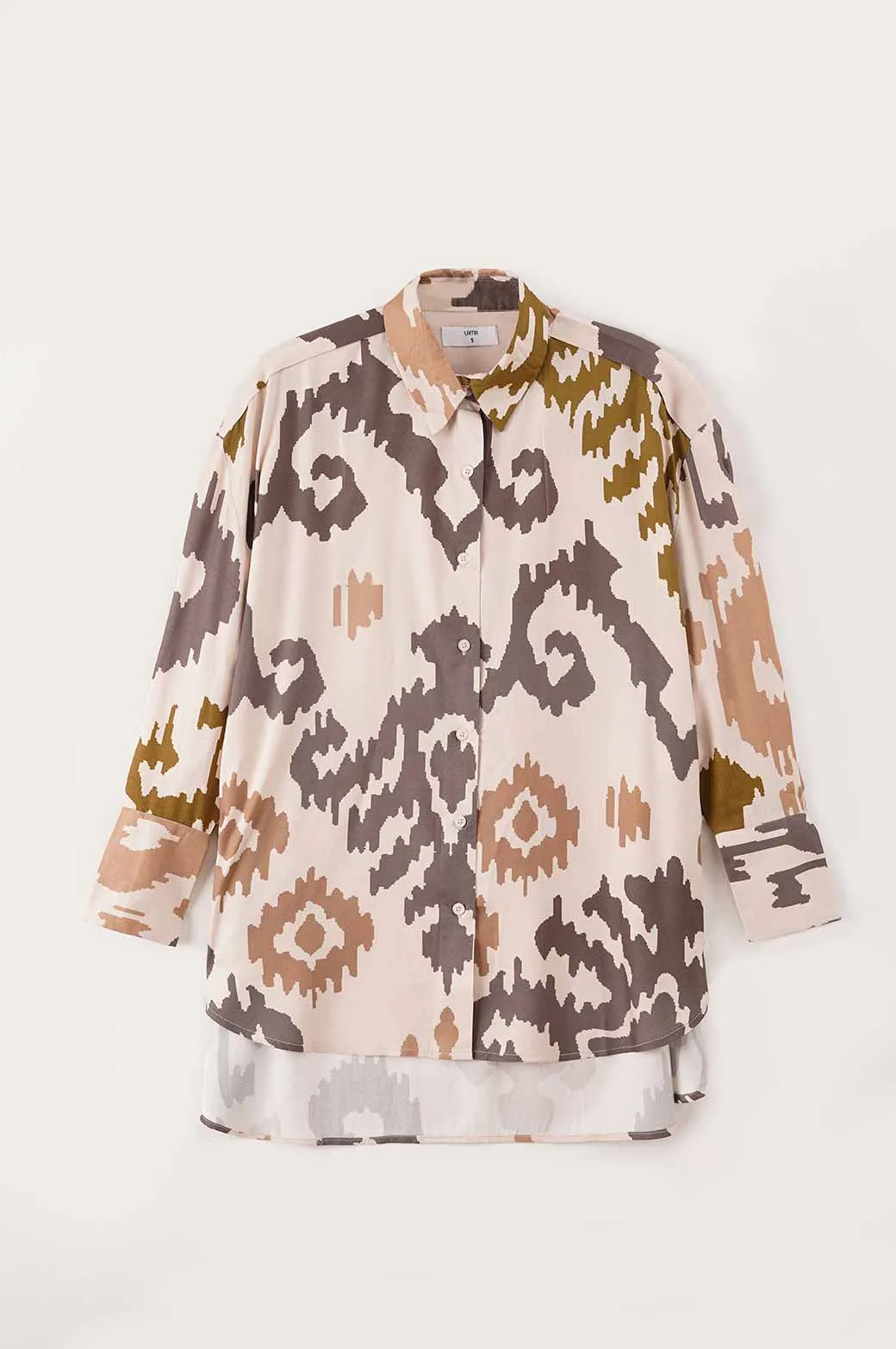 PRINTED OVERSIZED BUTTON DOWN SHIRT